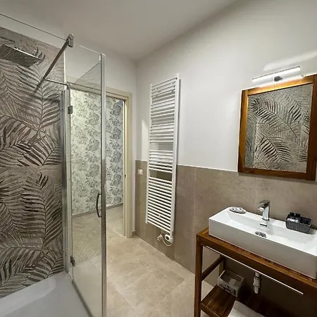Le Stanze Dei Pico 1 Con Wifi, Bagno Privato E Netflix * Мирандола